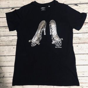 Uniqlo x Yayoi Kusama T-shirt